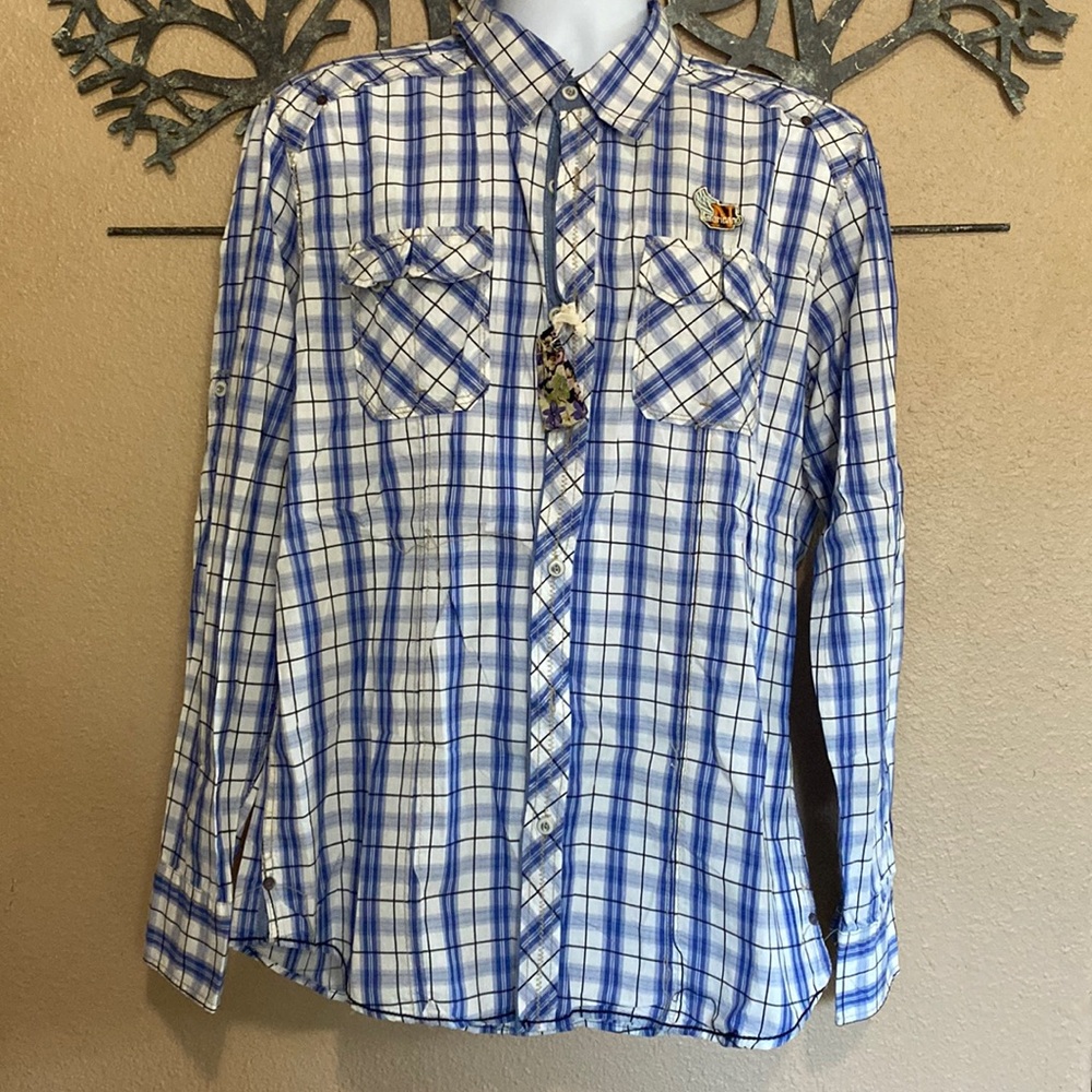 No excess long sleeve button down